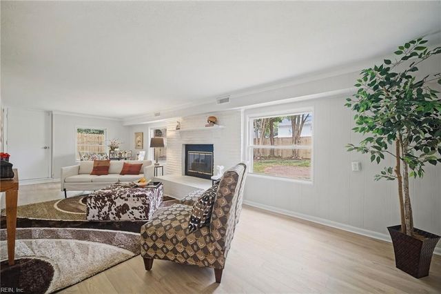 7017 Doummar DR, Norfolk, VA 23518
