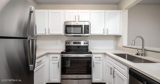 2768 STATE ROAD A1A Highway 1-701, Jacksonville, FL 32233