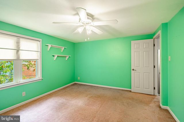 44 S GREENHILL RD, Broomall, PA 19008