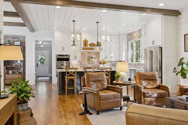 1023 Benelli Park Ct, Franklin, TN 37064