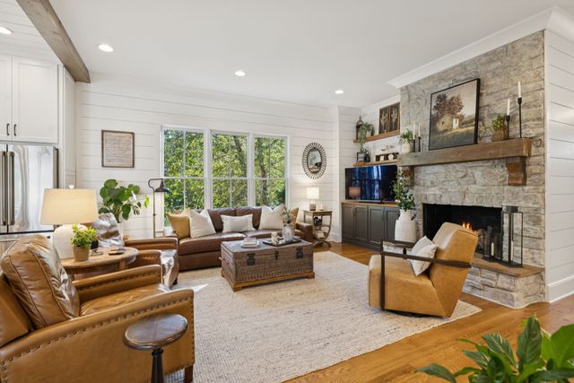 1023 Benelli Park Ct, Franklin, TN 37064