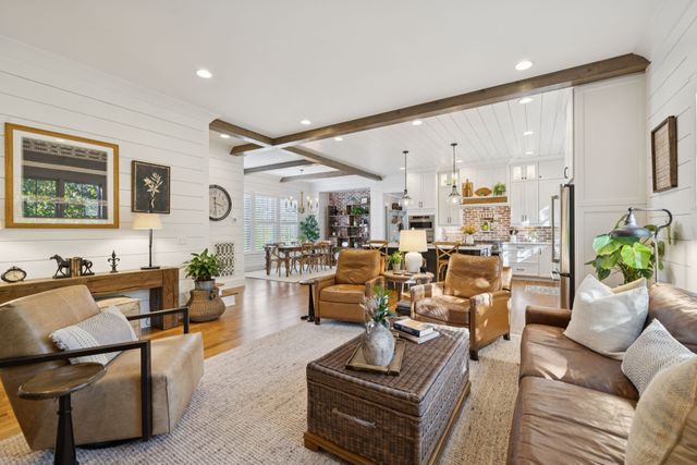 1023 Benelli Park Ct, Franklin, TN 37064