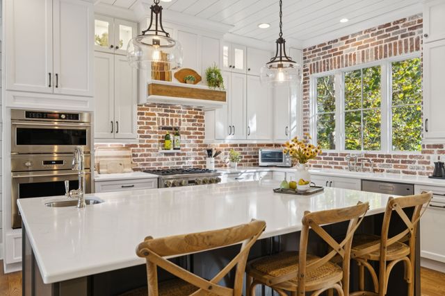 1023 Benelli Park Ct, Franklin, TN 37064