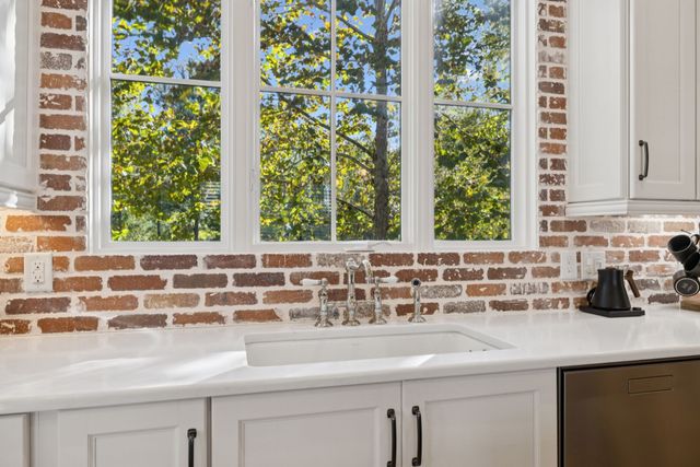 1023 Benelli Park Ct, Franklin, TN 37064