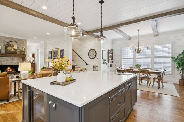 1023 Benelli Park Ct, Franklin, TN 37064