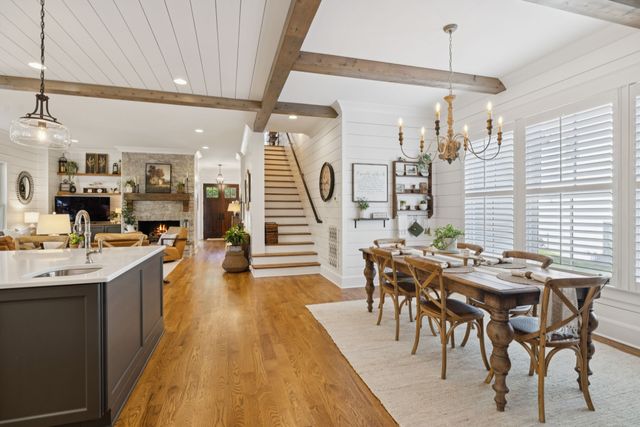 1023 Benelli Park Ct, Franklin, TN 37064