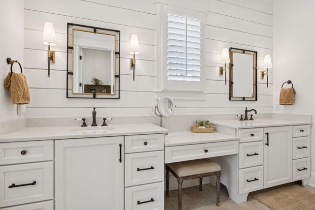 1023 Benelli Park Ct, Franklin, TN 37064