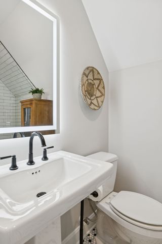 1023 Benelli Park Ct, Franklin, TN 37064