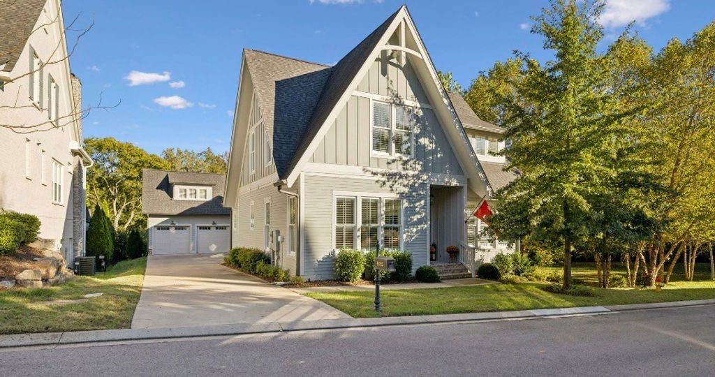 1023 Benelli Park Ct, Franklin, TN 37064