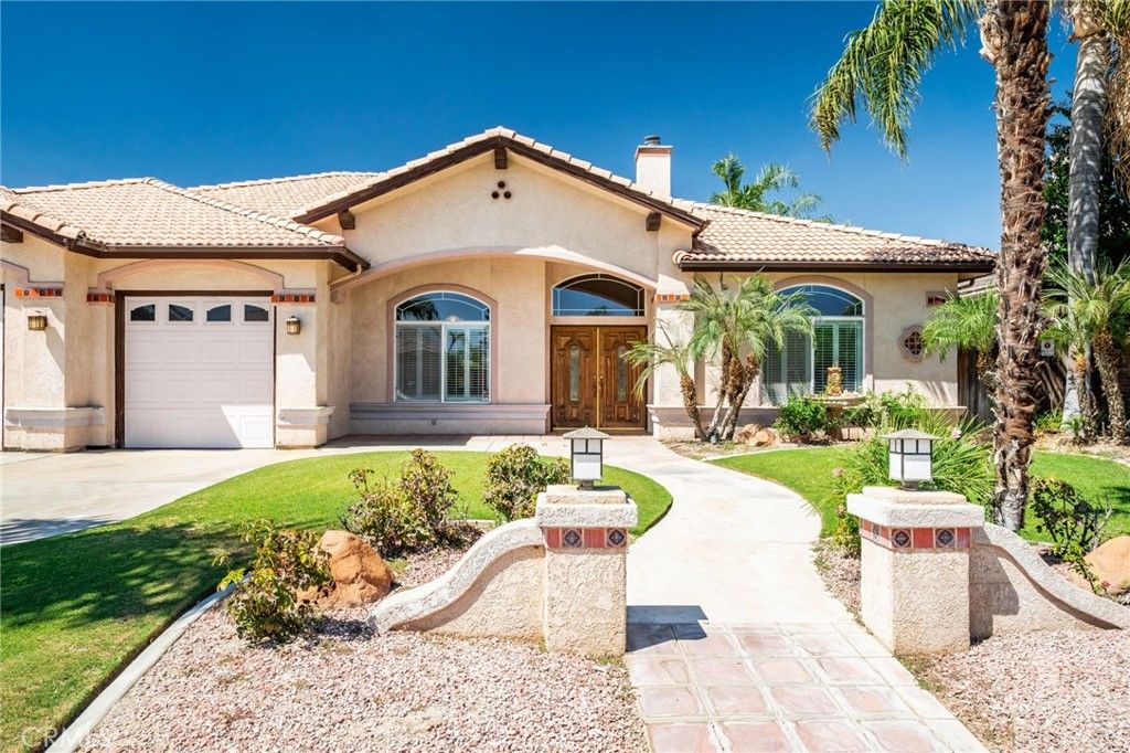 3400 Medallion Rose Avenue, Bakersfield, CA 93313