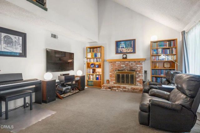 273 Brentwood Avenue, Ventura, CA 93003