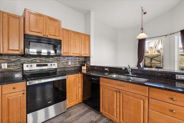 957 TUSCAN HILLS BOULEVARD, Davenport, FL 33897