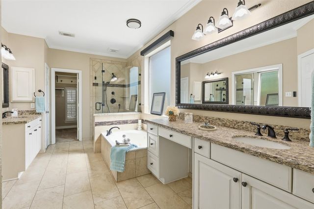 2107 Starlite Field Drive, Sugar Land, TX 77479