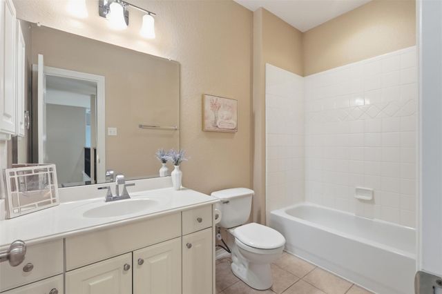 2107 Starlite Field Drive, Sugar Land, TX 77479