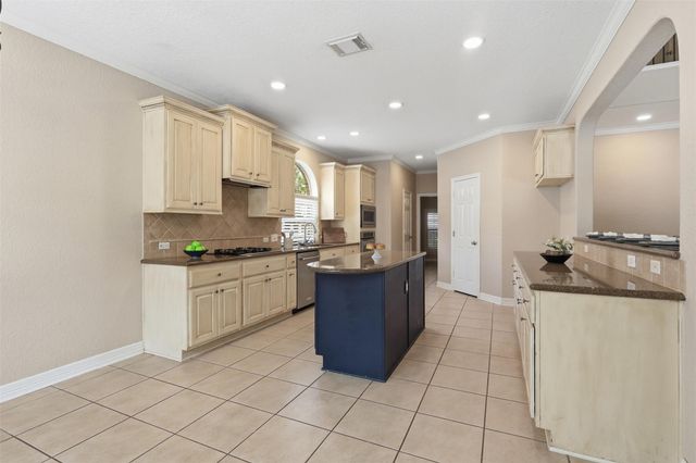 2107 Starlite Field Drive, Sugar Land, TX 77479