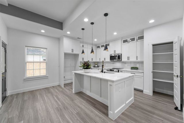 300 S 5th Street, Crandall, TX 75114