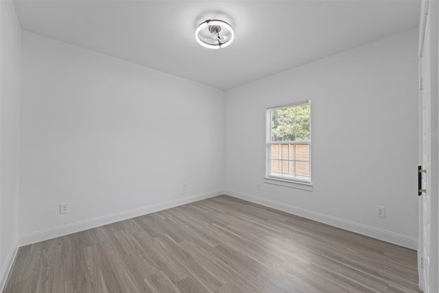 300 S 5th Street, Crandall, TX 75114