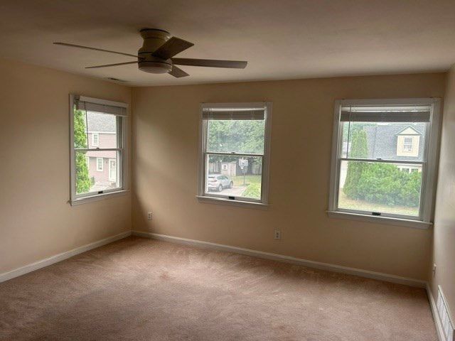 28 Farragut Street 2nd Fl., Lowell, MA 01854