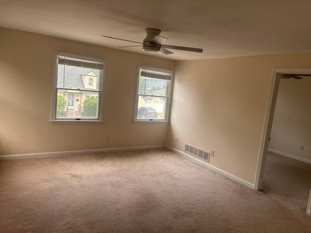28 Farragut Street 2nd Fl., Lowell, MA 01854