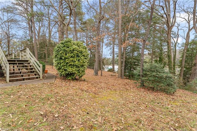 3795 Cedar Bush RD, Hayes, VA 23072