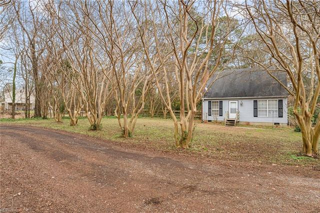 3795 Cedar Bush RD, Hayes, VA 23072