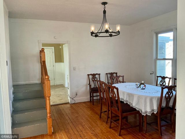 704 Mulberry Street W, Stillwater, MN 55082