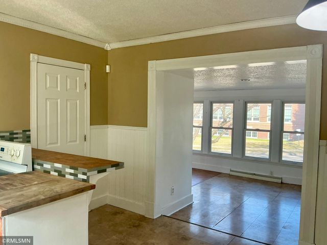 704 Mulberry Street W, Stillwater, MN 55082