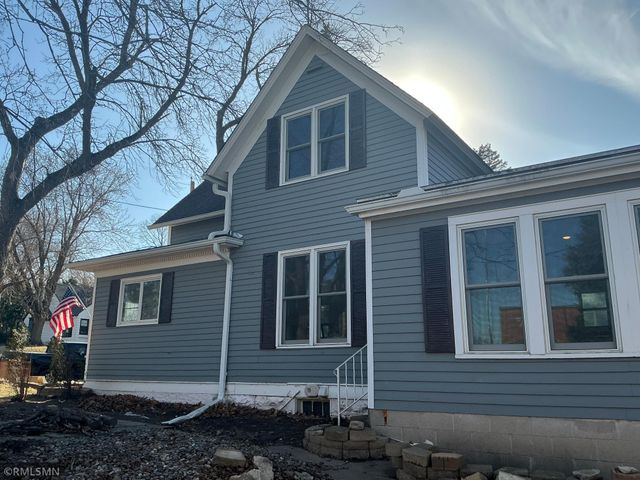 704 Mulberry Street W, Stillwater, MN 55082