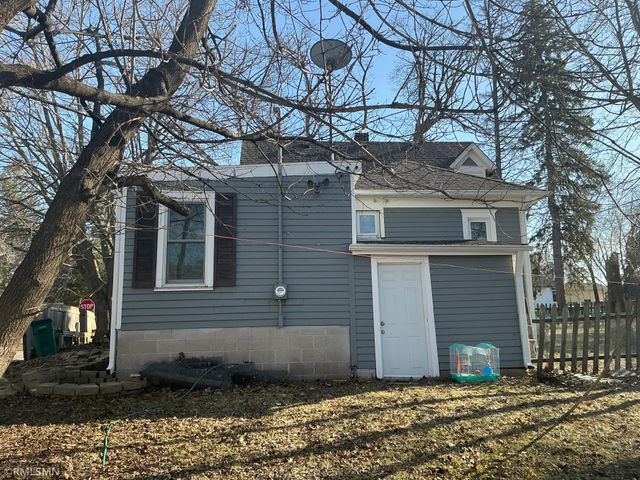 704 Mulberry Street W, Stillwater, MN 55082