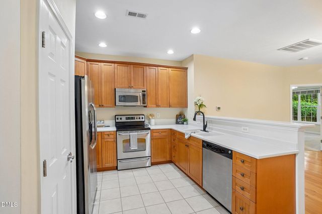 807 Swan Neck Lane, Raleigh, NC 27615