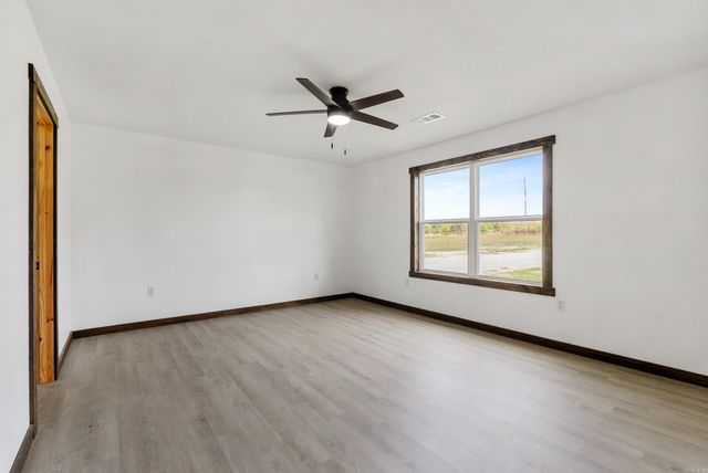 642 School Road, Rose Bud, AR 72137