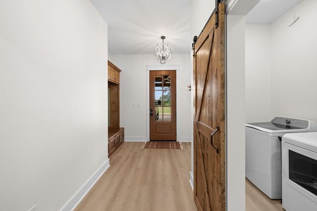 1371 Private Road 2051, Giddings, TX 78942