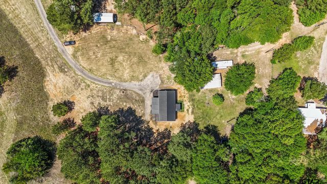 2792 Fm 49, Mineola, TX 75773