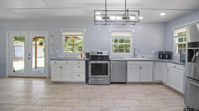 2792 Fm 49, Mineola, TX 75773