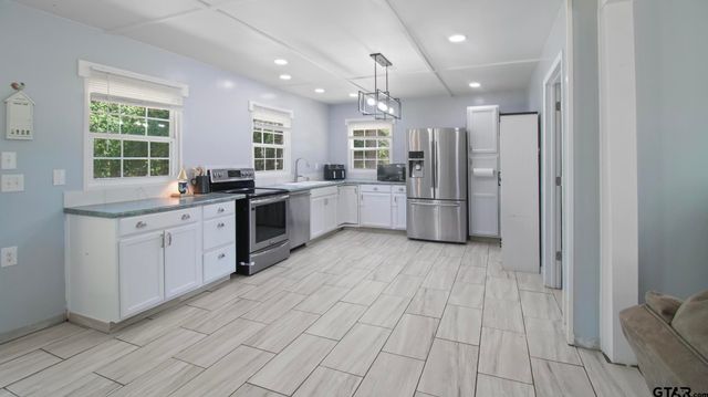 2792 Fm 49, Mineola, TX 75773