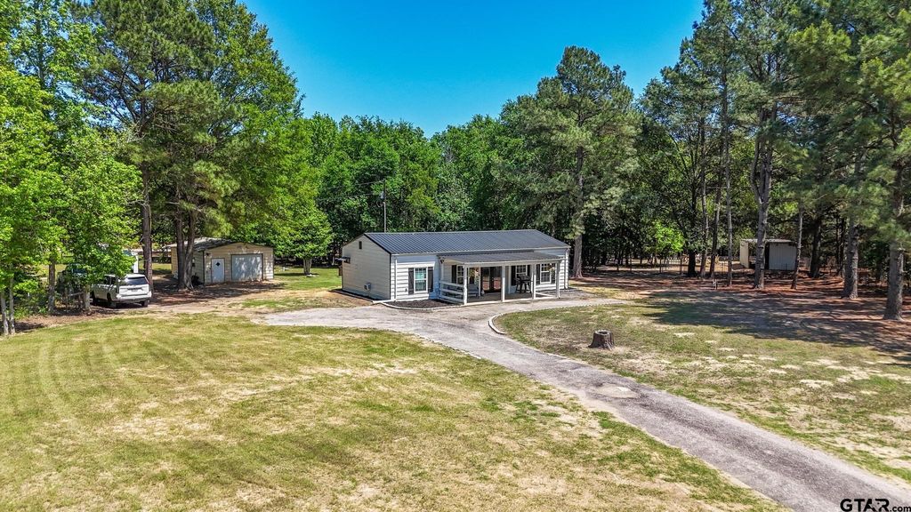 2792 Fm 49, Mineola, TX 75773