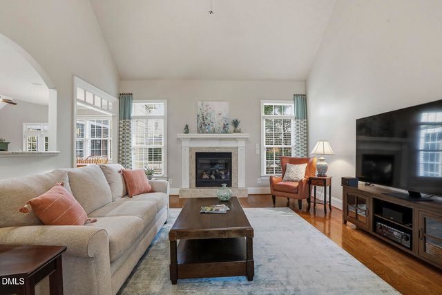 4913 Mashpee Lane, Apex, NC 27539