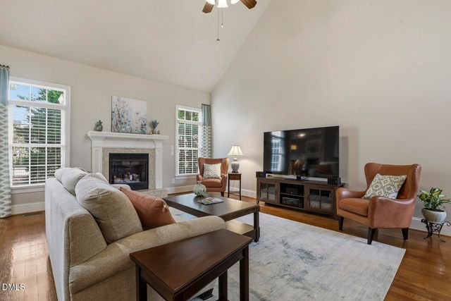 4913 Mashpee Lane, Apex, NC 27539