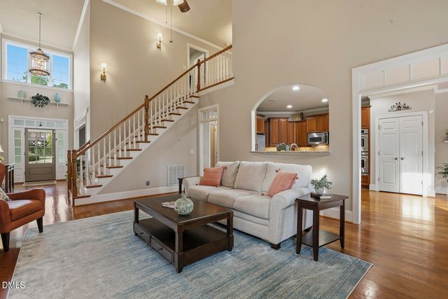 4913 Mashpee Lane, Apex, NC 27539