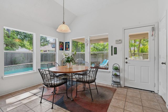 2 Camborn Place, The Woodlands, TX 77384