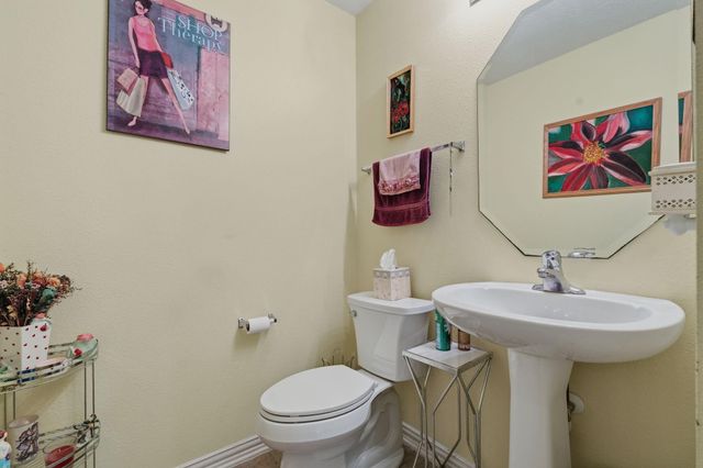 2 Camborn Place, The Woodlands, TX 77384