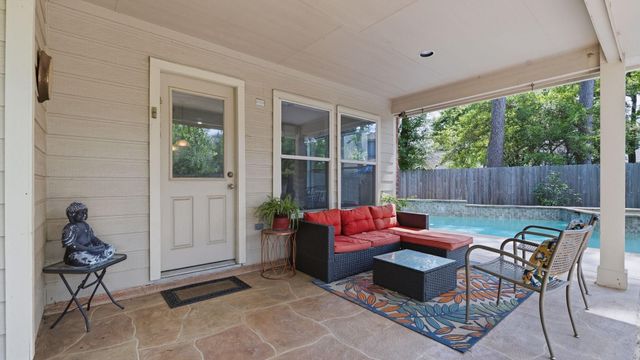 2 Camborn Place, The Woodlands, TX 77384