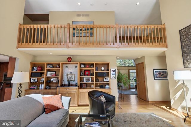 1675 WATERGLEN DR, West Chester, PA 19382