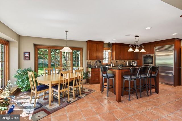 1675 WATERGLEN DR, West Chester, PA 19382