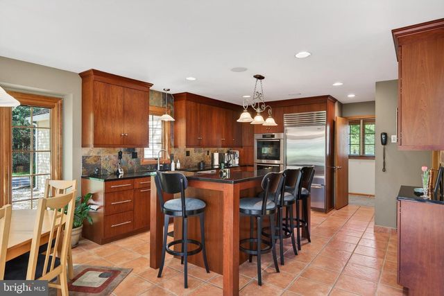 1675 WATERGLEN DR, West Chester, PA 19382