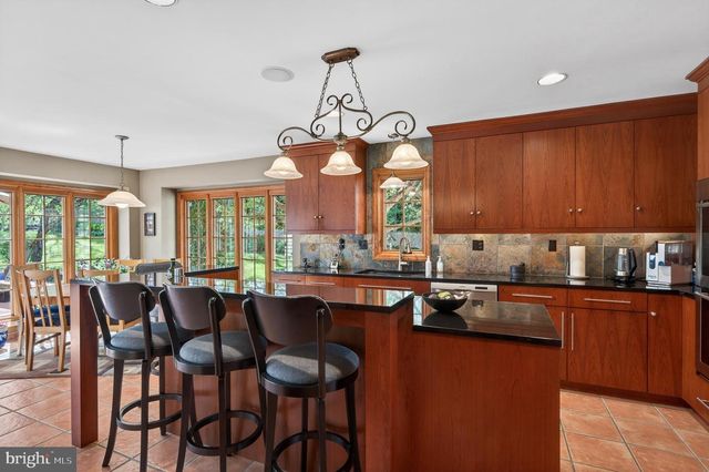 1675 WATERGLEN DR, West Chester, PA 19382