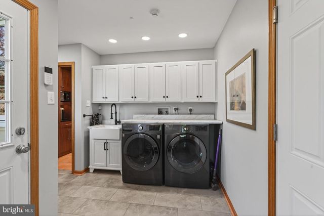 1675 WATERGLEN DR, West Chester, PA 19382