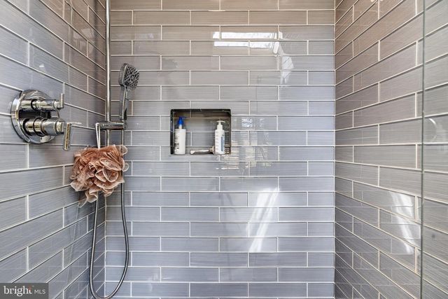 1675 WATERGLEN DR, West Chester, PA 19382