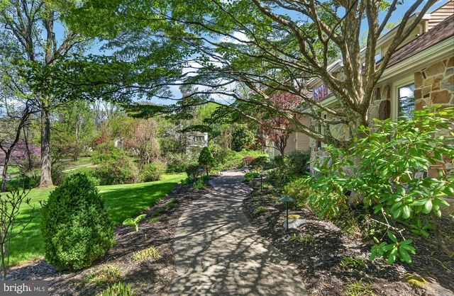 1675 WATERGLEN DR, West Chester, PA 19382