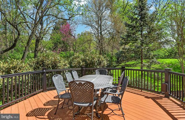 1675 WATERGLEN DR, West Chester, PA 19382